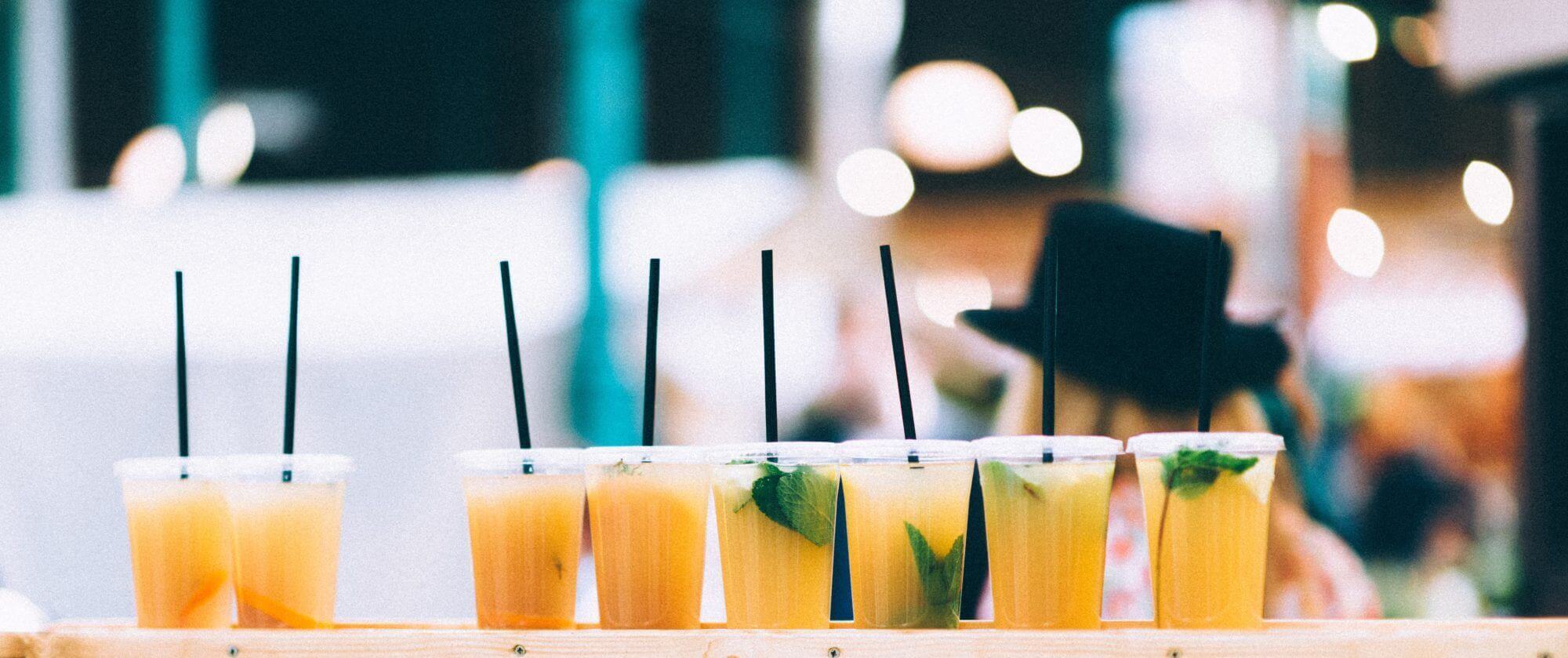 verschiedene alkoholfreie Drinks